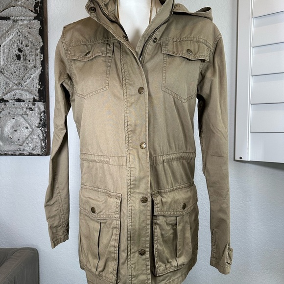 Women's Army Green Utility Jacket - Picture 2 of 14